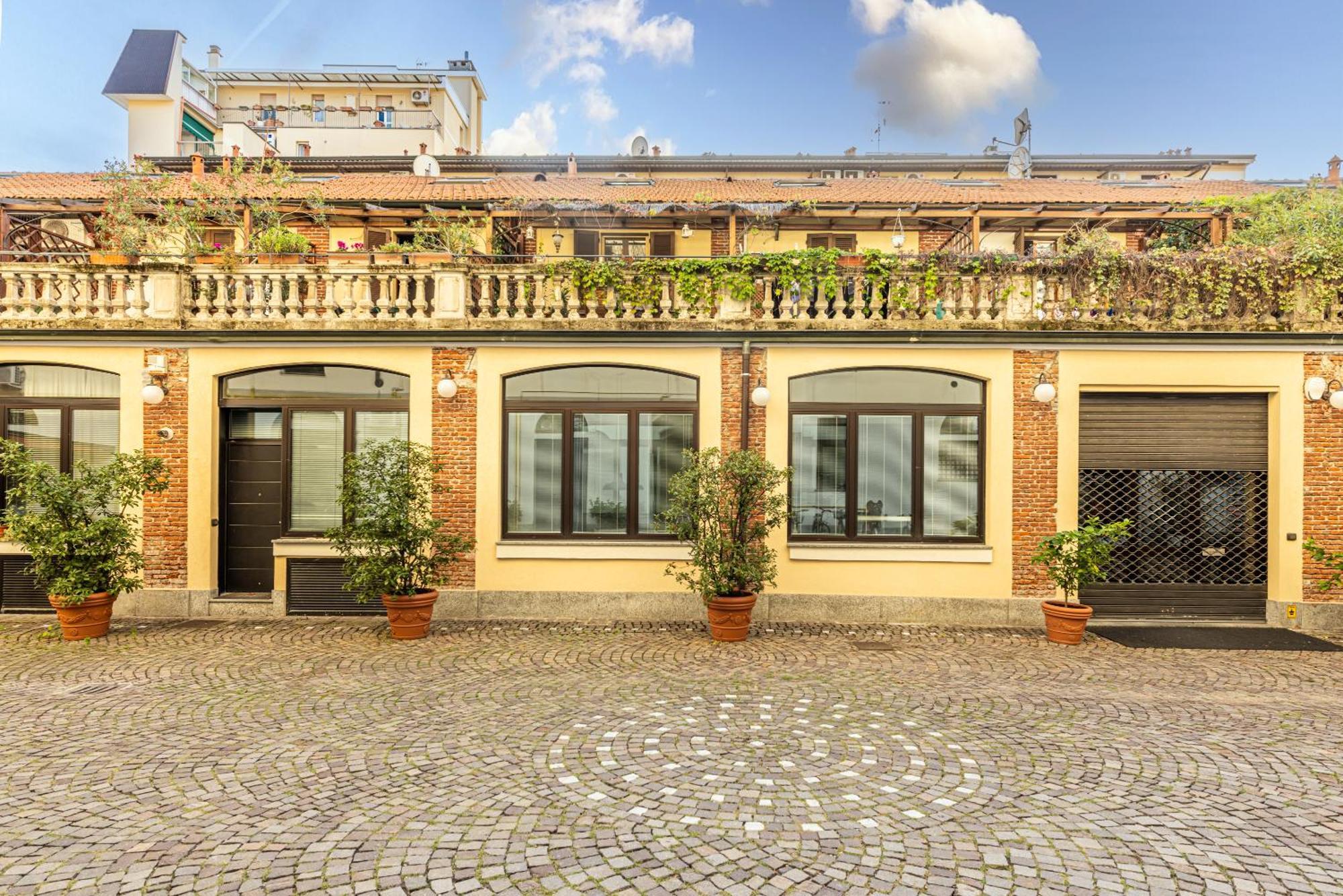 Free Parking Duomo-Porta Romana "Casa Del Pittore" Milano Ngoại thất bức ảnh