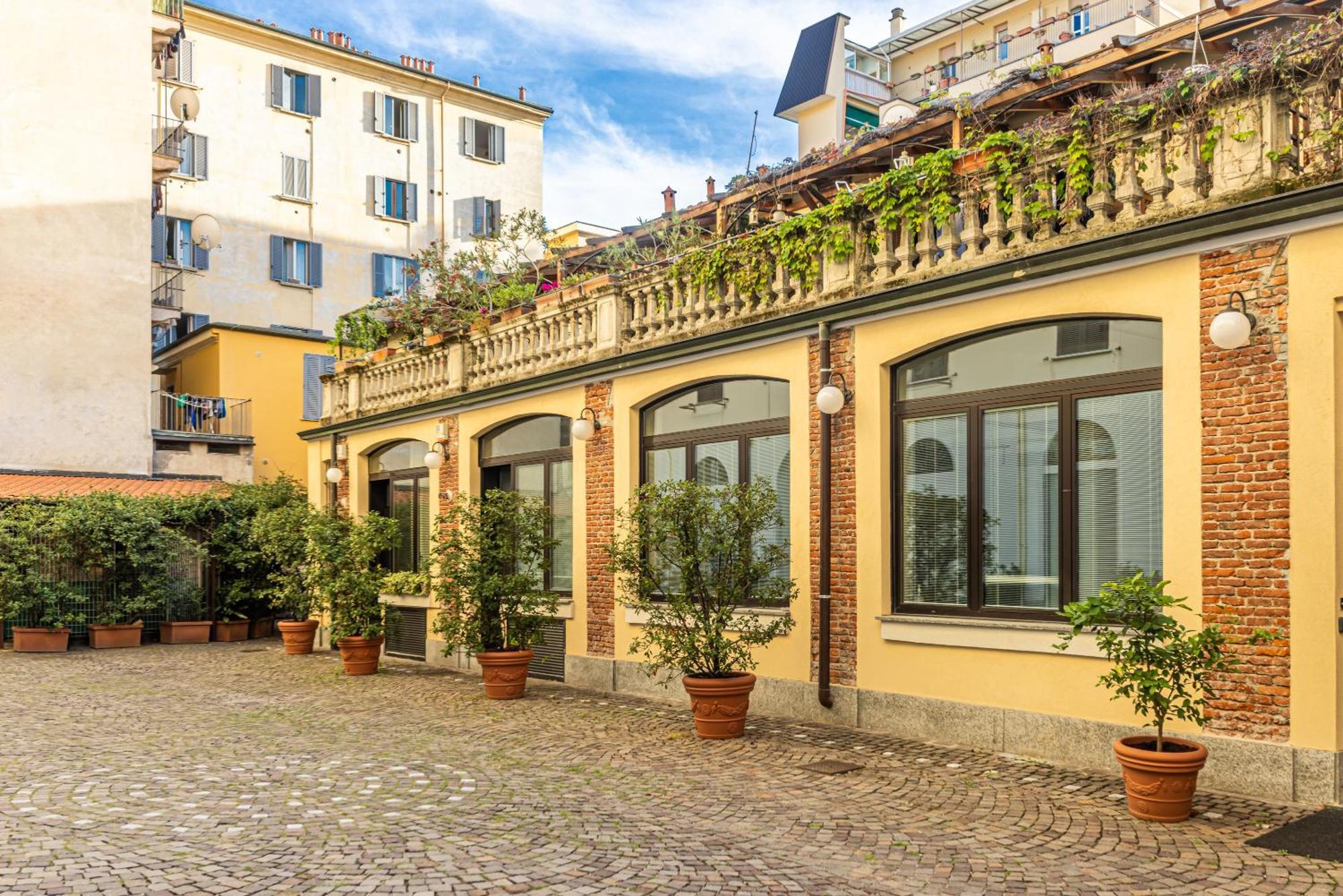 Free Parking Duomo-Porta Romana "Casa Del Pittore" Milano Ngoại thất bức ảnh